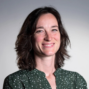 Rae Ellen Bichell- 300x300